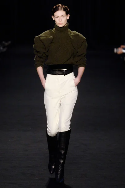 Look 48